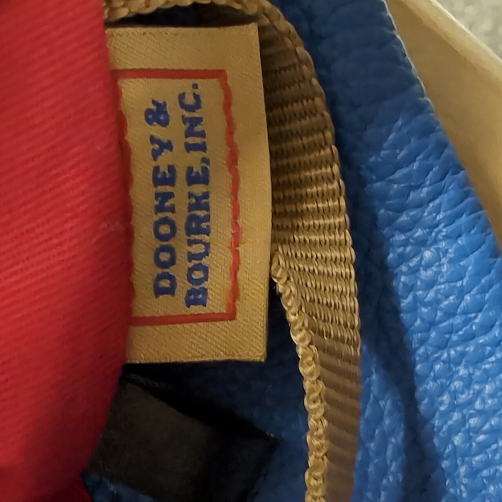 Dooney & Bourke Sorrento Sak - Picture 14 of 15